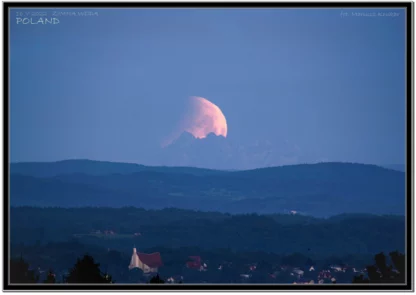 Partial lunar eclipse 2022 Subcarpathia Poland